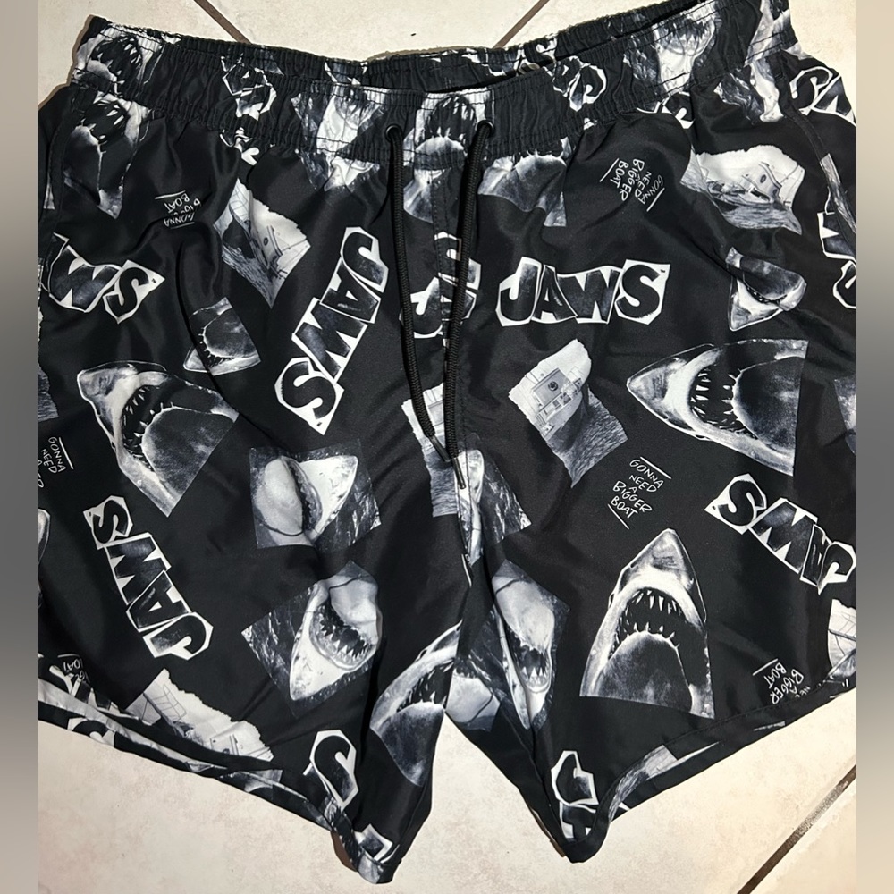 Swim trunks Jaws